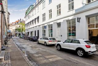 Knabrostræde 1A, st.th., 1210 Kbh K
